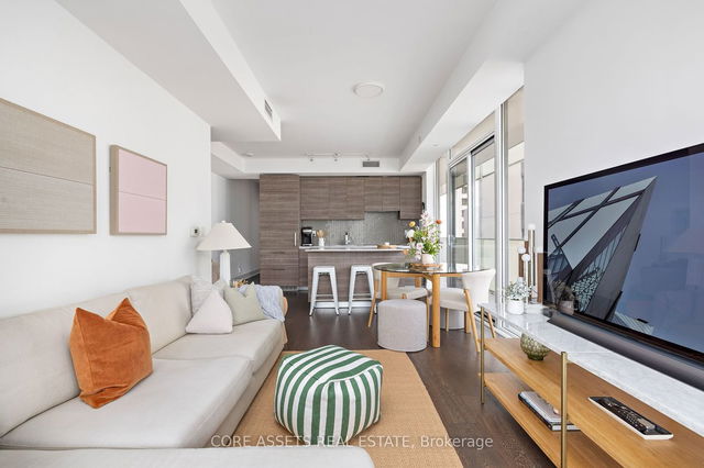 505 - 200 Bloor Street