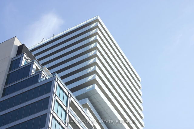 505 - 200 Bloor Street