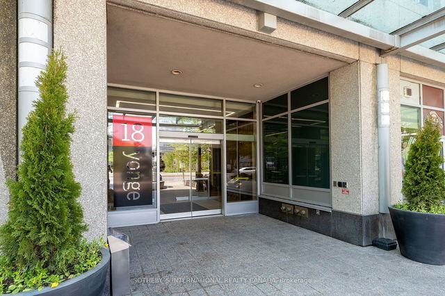 1512 - 18 Yonge Street