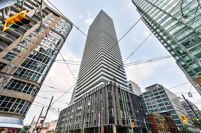 304 - 25 Richmond Street