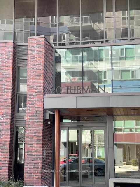 2206 - 20 Tubman Avenue