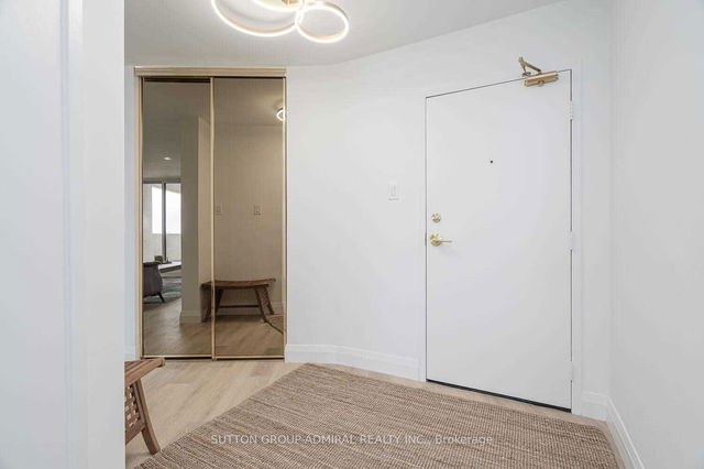 PH 5 - 150 Neptune Drive