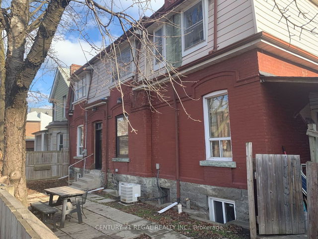 31 Markham Street