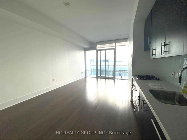 1002 - 29 Queens Quay