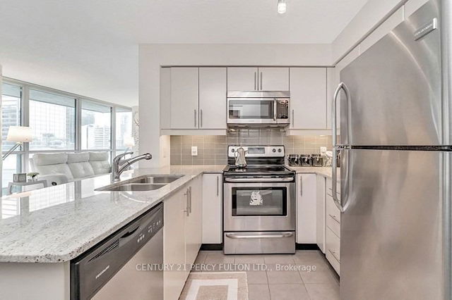 1303 - 33 Bay Street