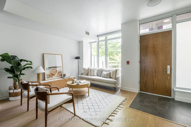 Th06 - 121 Mcmahon Drive