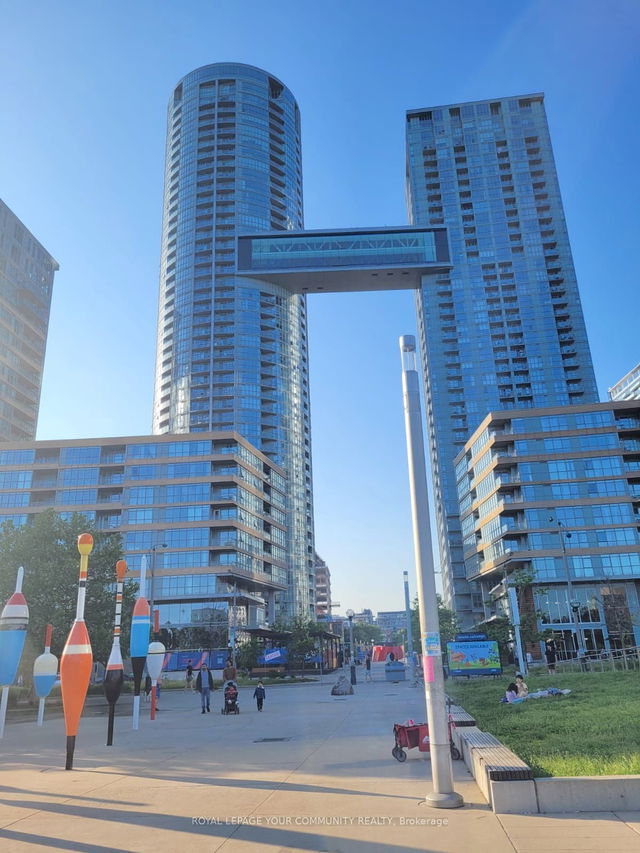 1708 - 21 Iceboat Terrace