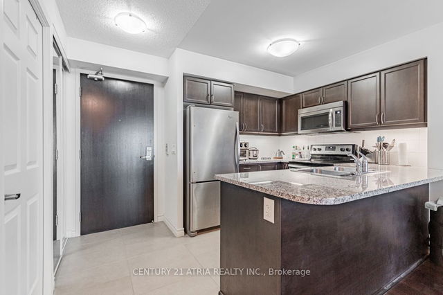 1606 - 25 lower simcoe Street