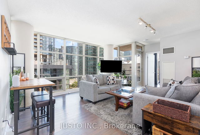 1506 - 10 Navy Wharf Court
