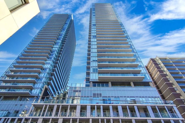 Lph12 - 195 Redpath Avenue