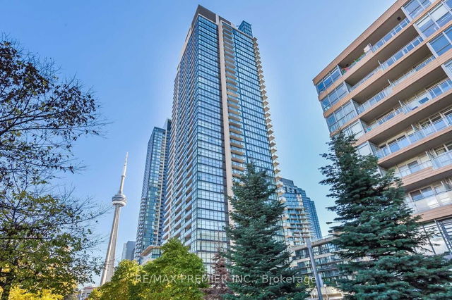 1210 - 25 Capreol Court