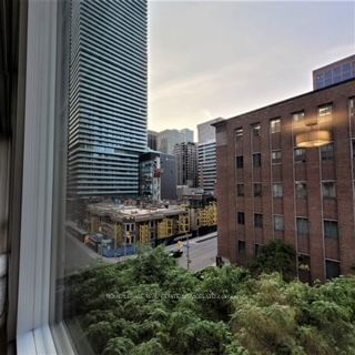 607 - 71 Charles Street