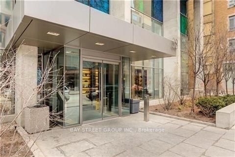 1406 - 38 Grenville Street