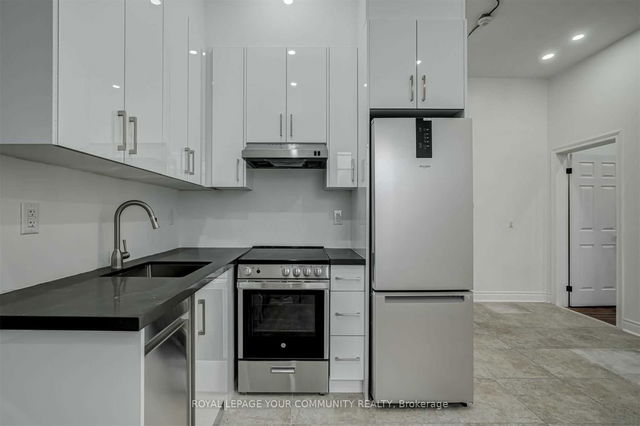 302 - 180 Sherbourne Street