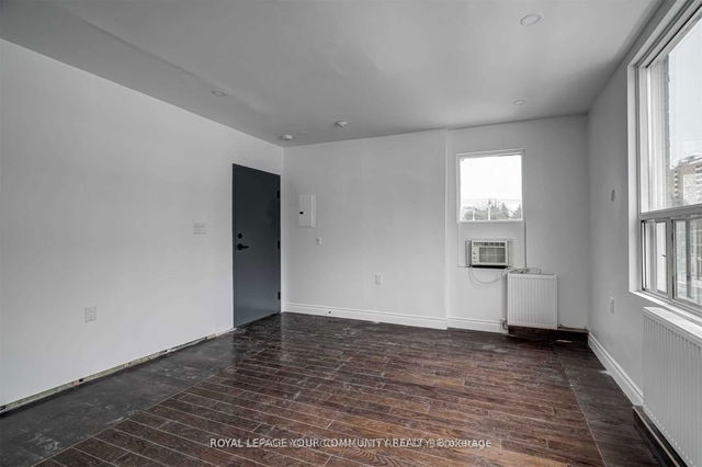 207 - 180 Sherbourne Street
