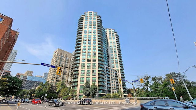 1106 - 300 Bloor Street