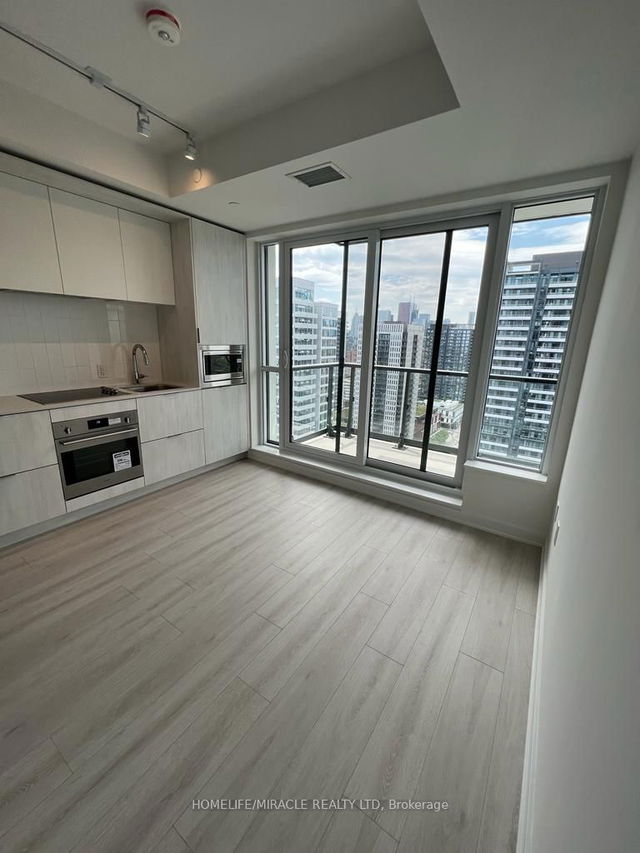 E2306 - 130 River Street
