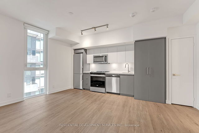 916 - 30 Tretti Way