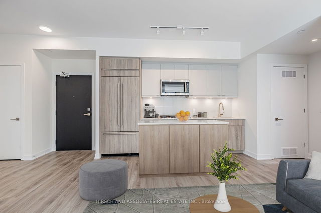 709 - 840 St. Clair Avenue