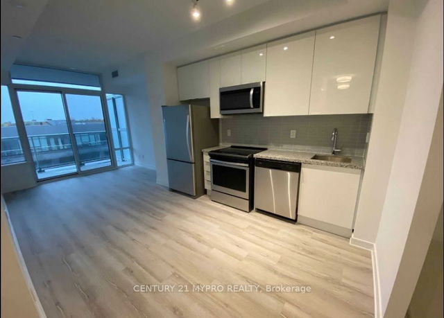 531 - 621 Sheppard Avenue