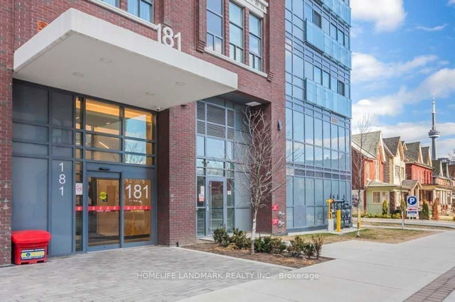 1402 - 181 Huron Street