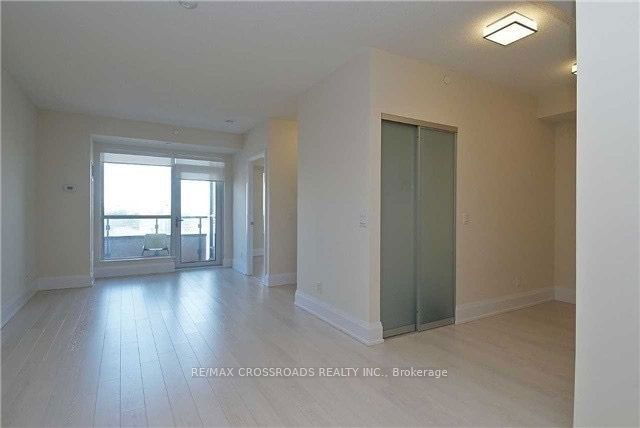 1226 - 120 Harrison Garden Boulevard