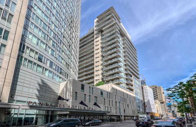911 - 210 Victoria Street