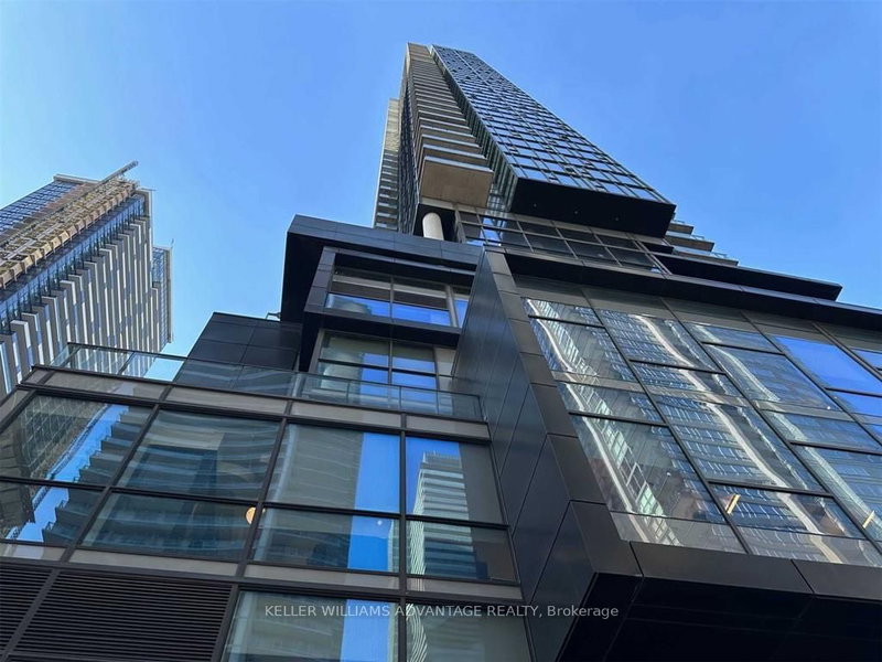 2407 - 290 Adelaide St W, Toronto, M5V 1P6 | Image 3