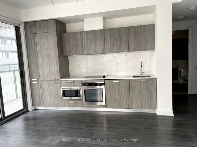 3605 - 50 Charles Street
