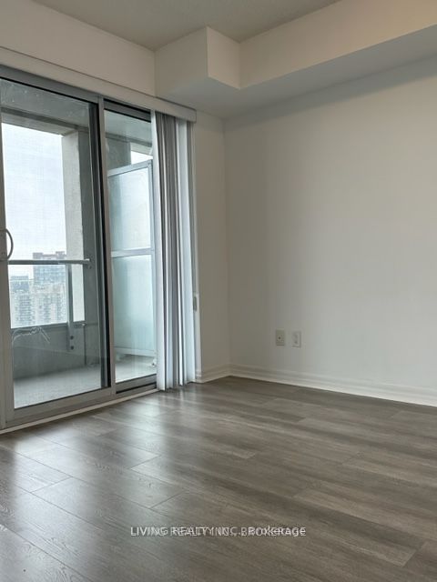 1712 - 275 Yorkland Road