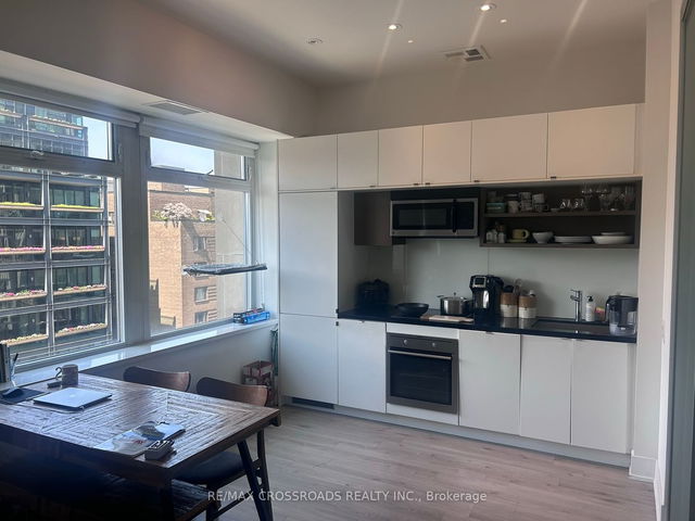 728 - 111 ST CLAIR AVE WEST N/A
