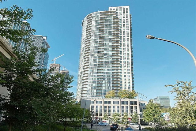 2207 - 18 Yonge Street