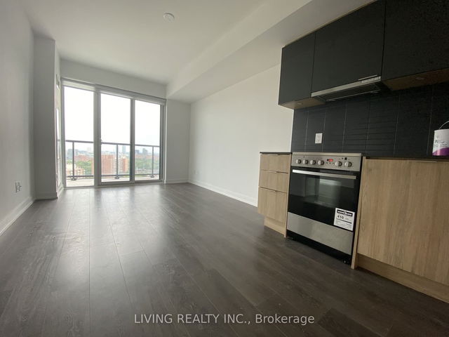 1305 - 159 Wellesley Street