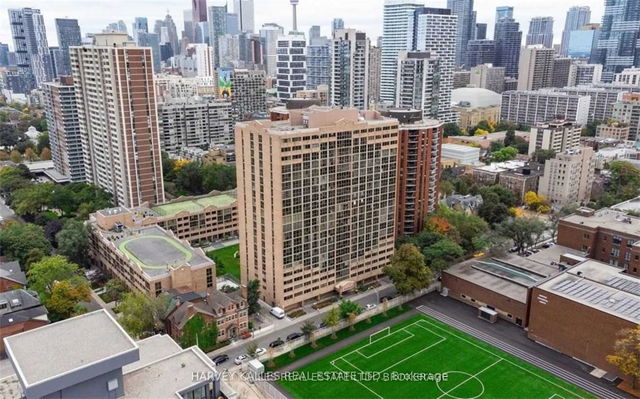 612 - 15 Maitland Place