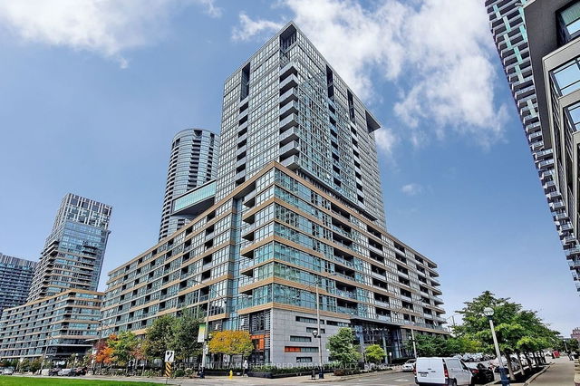 720 - 10 Capreol Court