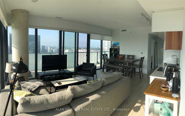 3009 - 185 Roehampton Avenue