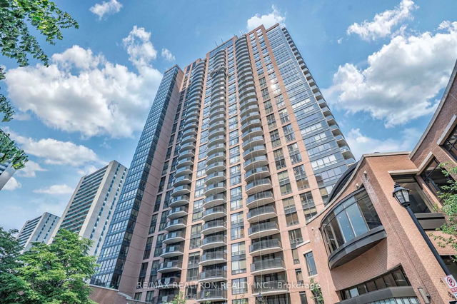 1607 - 33 Sheppard Avenue