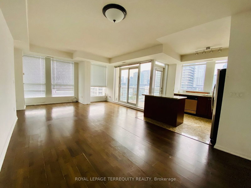 1608 - 628 Fleet St, Toronto, M5V 1A8 | Image 3