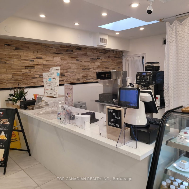 5647 Yonge St, Toronto, M2M 3T2 | Image 2