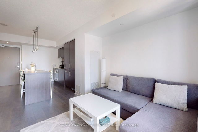 2309 - 88 Harbour Street