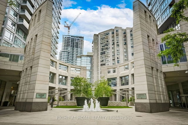 3504 - 2181 Yonge Street
