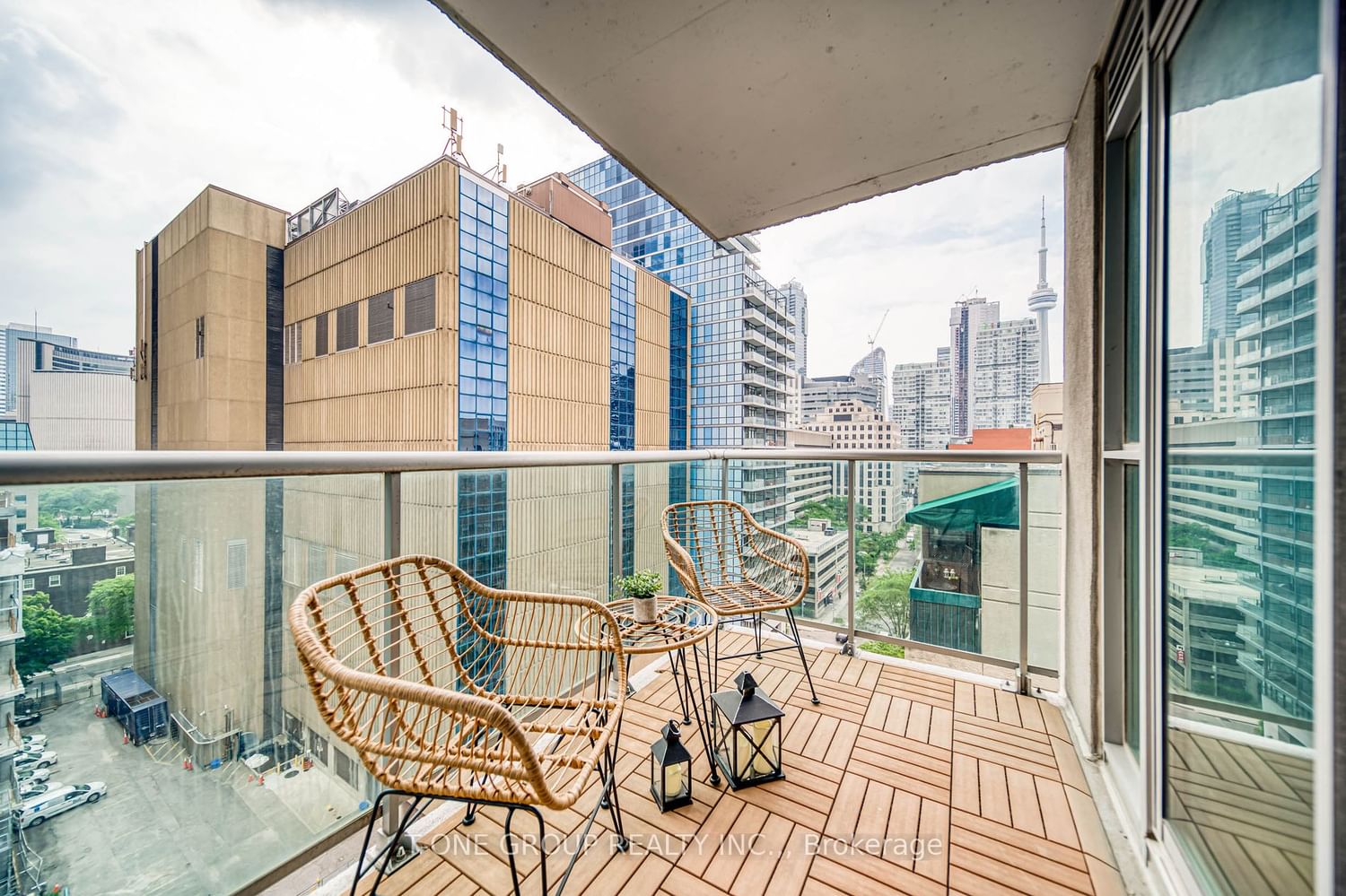 Listing Image 23