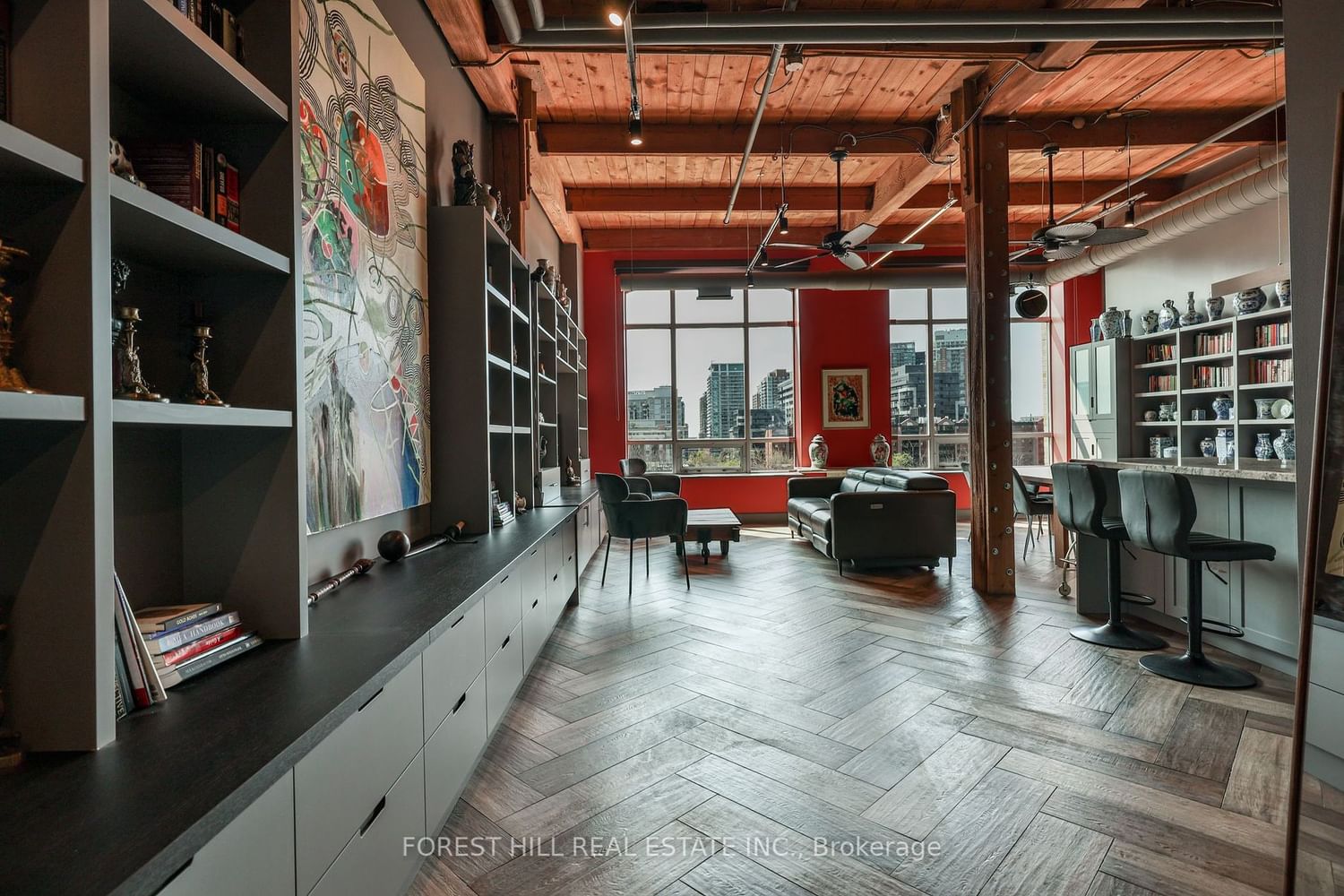 Listing Image 9