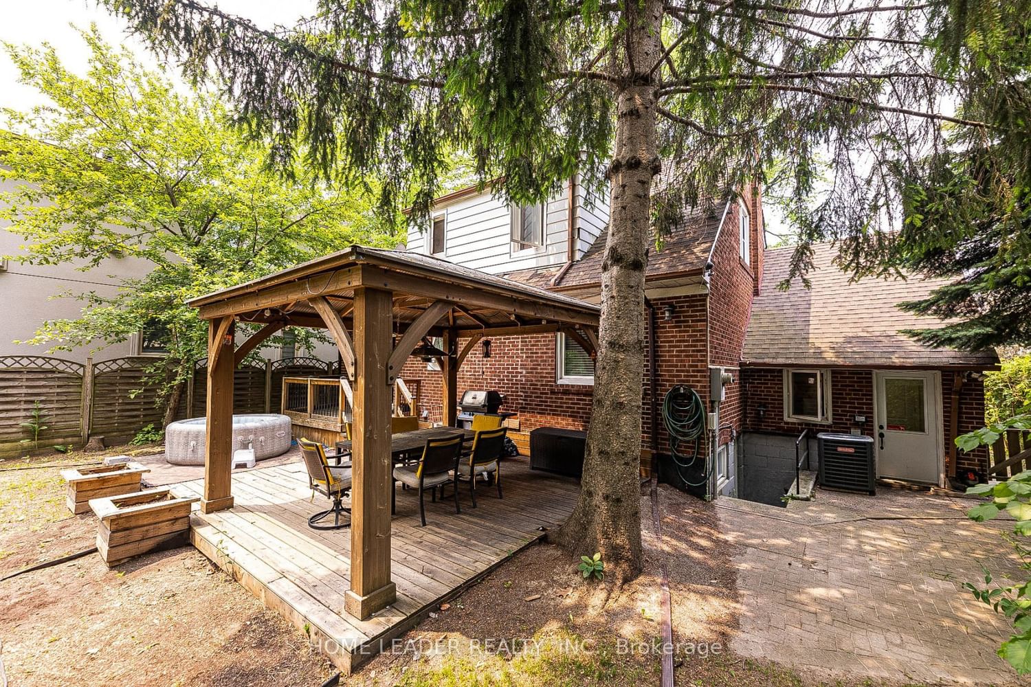 Listing Image 7