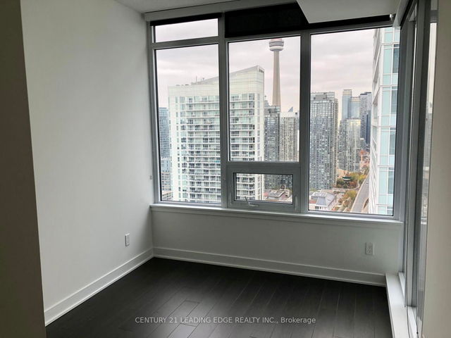 4109 - 19 Bathurst Street