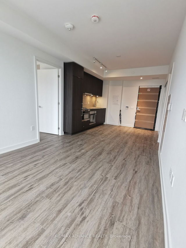 1104 - 15 Queens Quay