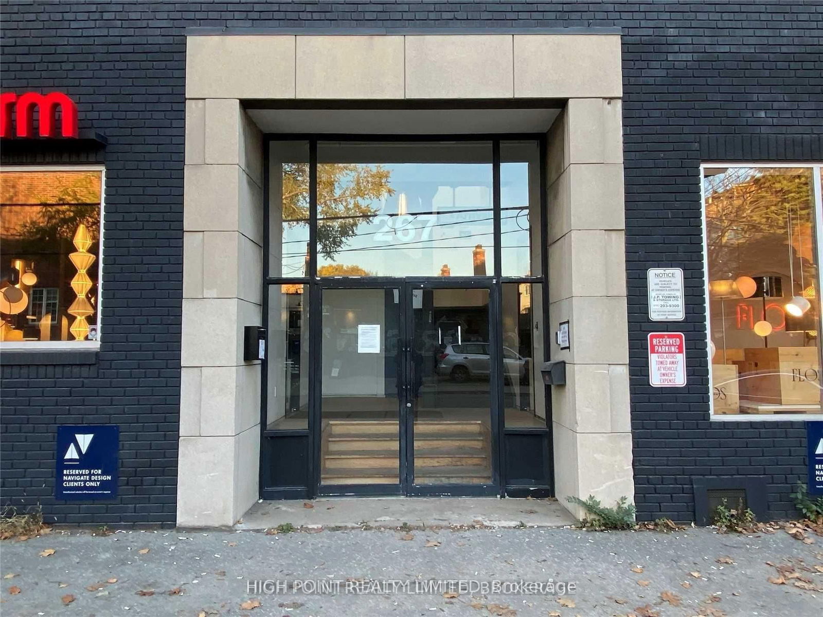 Building at 267 Niagara Street, Toronto, Niagara