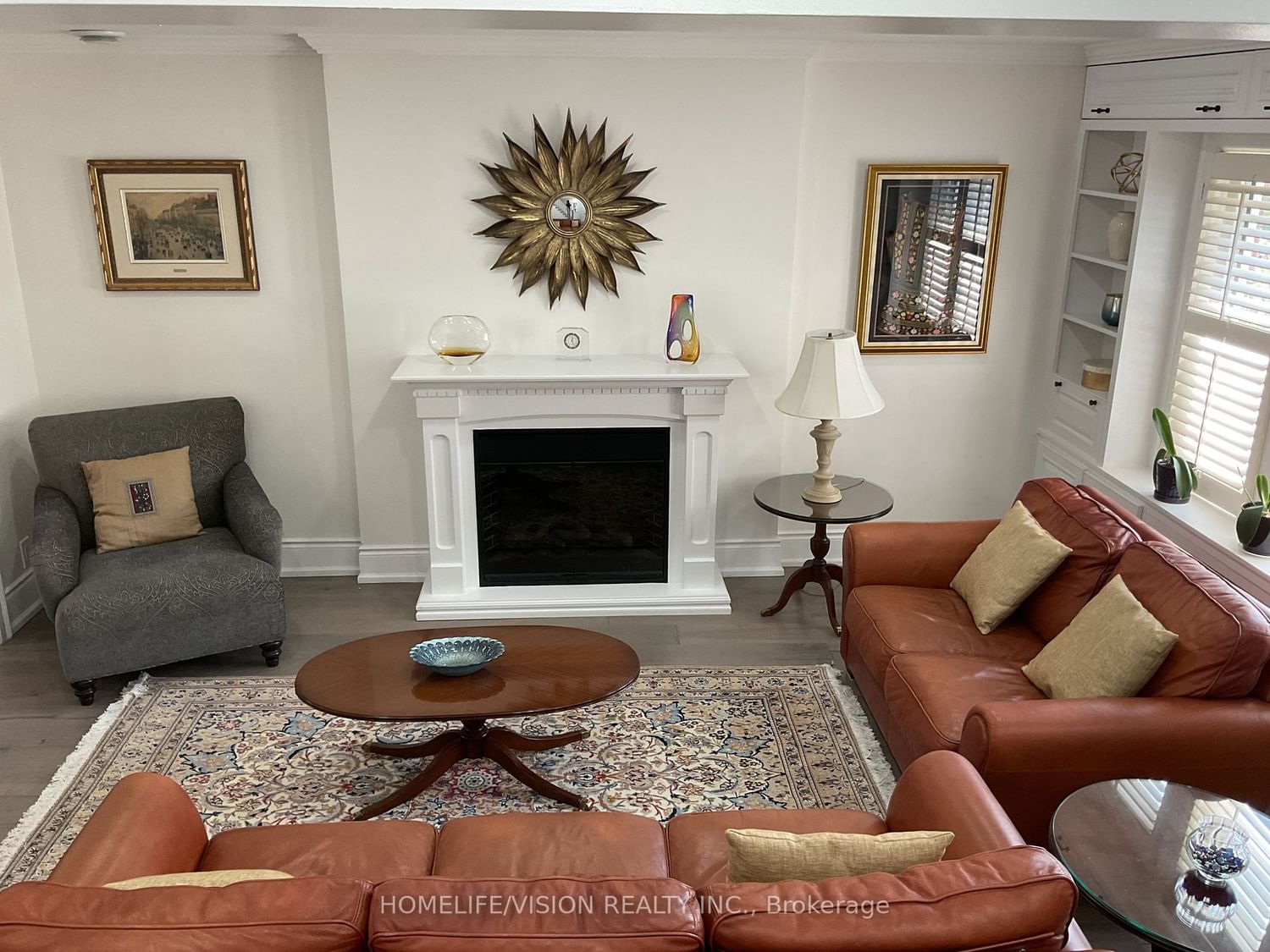 Listing Image 3