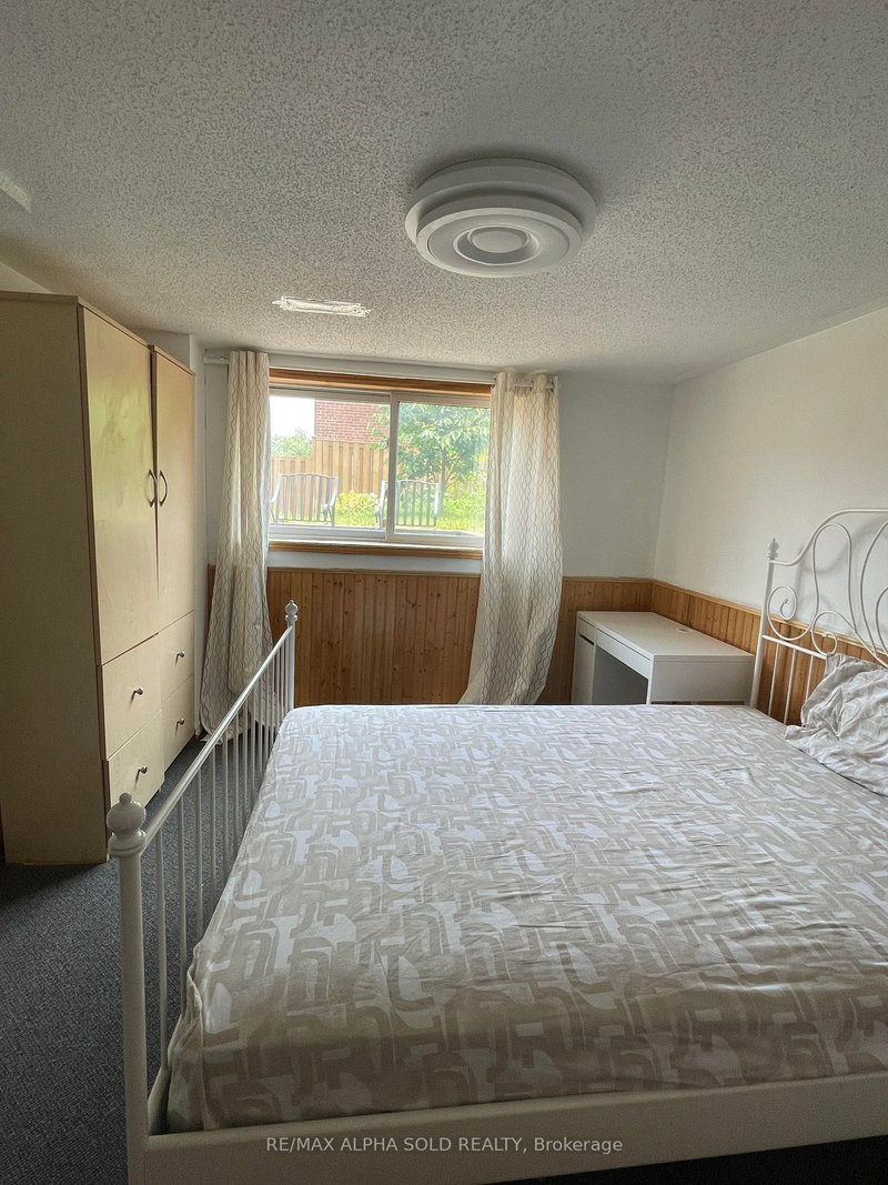 155 Edmonton Dr, Toronto, M2J 3X3 | Image 2