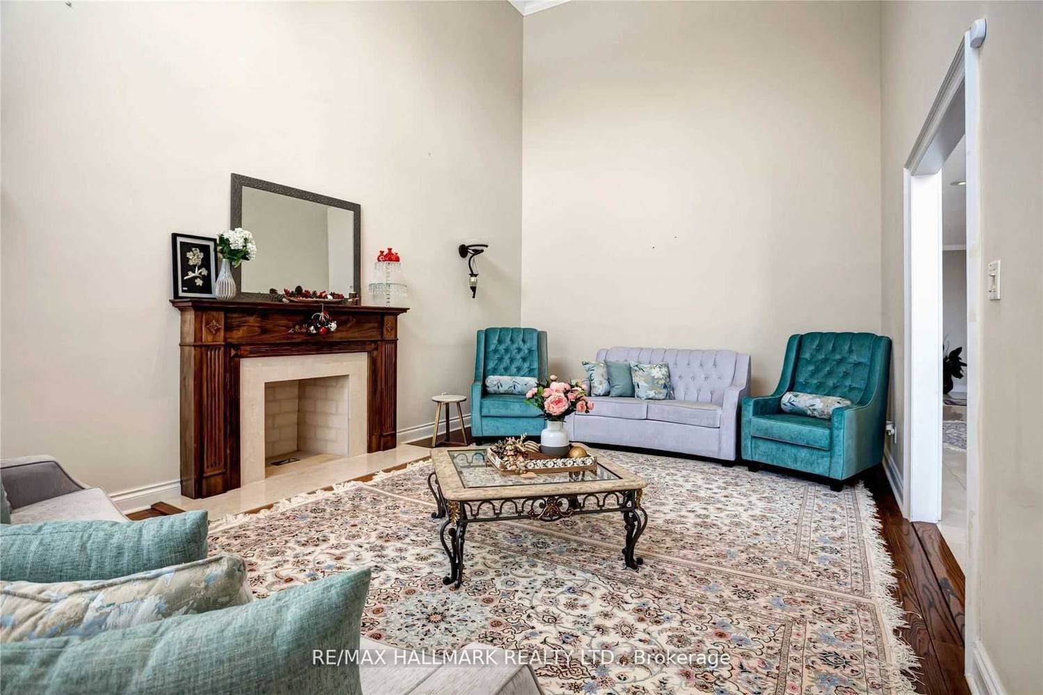 Listing Image 7